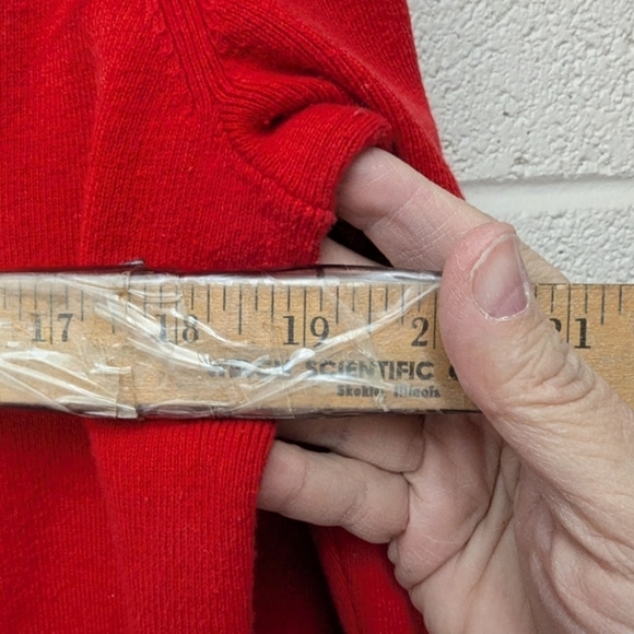 Tommy Hilfiger embroidered sweater red/navy/white size XL - Picture 10 of 11